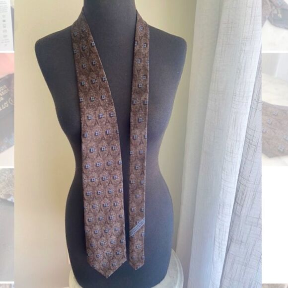 ERMENEGILDO ZEGNA Brown with Blue Grey Accents Recent Tie - Picture 4 of 11